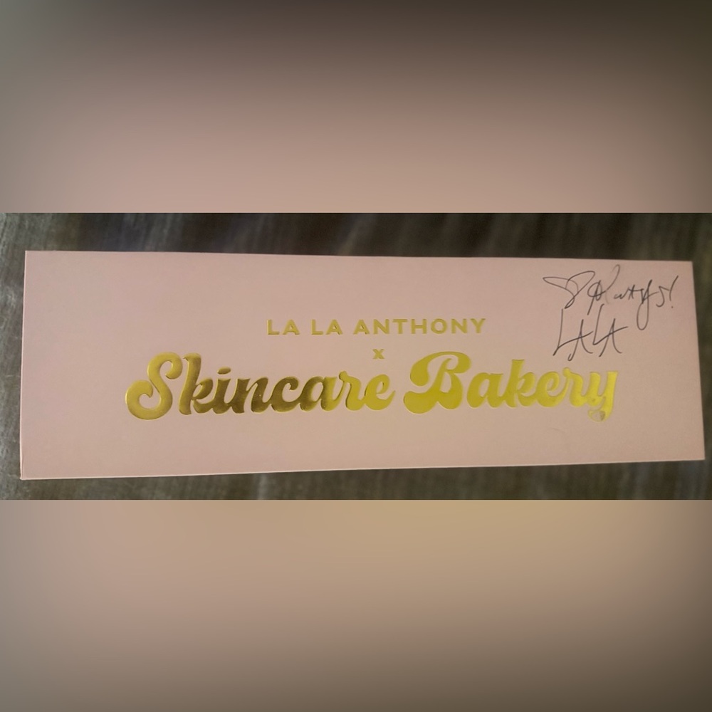 Skincare Bakery Bath & Body Moisturizer - LALA Anthony signed box